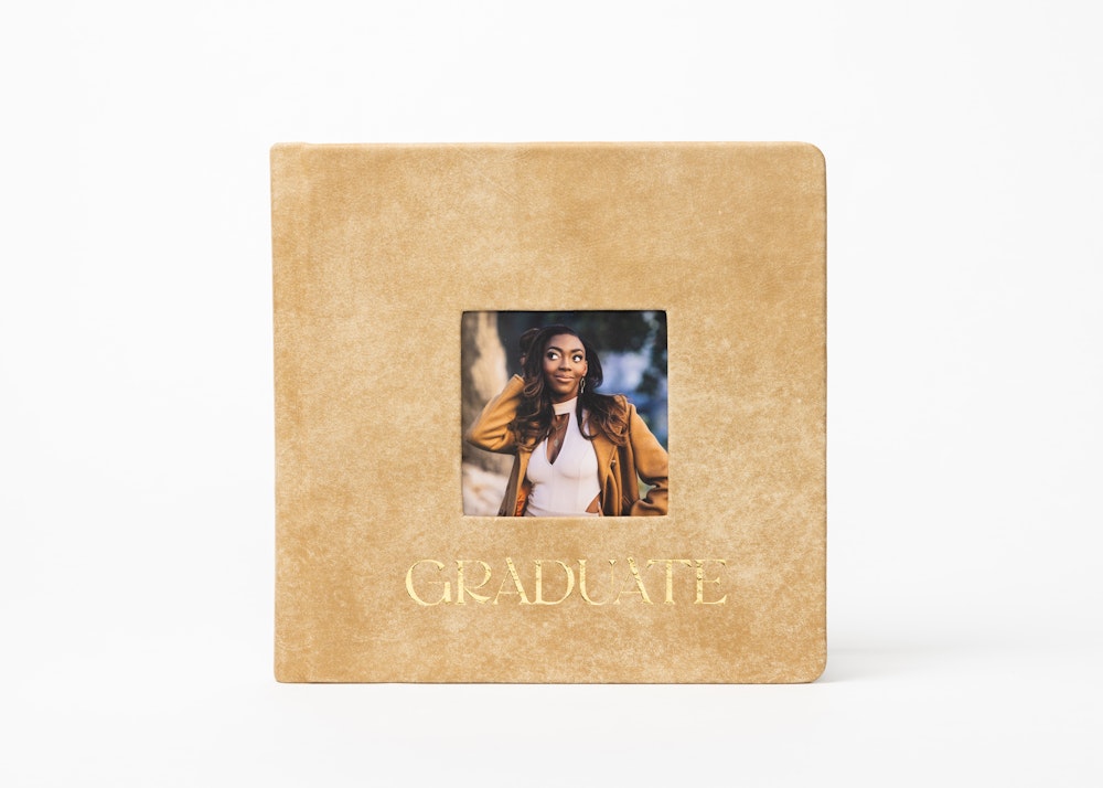 WHCC Imaging USA Set Grad Girl 10×10 Album