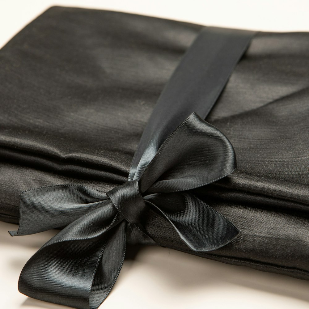 Ribbon bow closure on Classic Black Boutique Bag