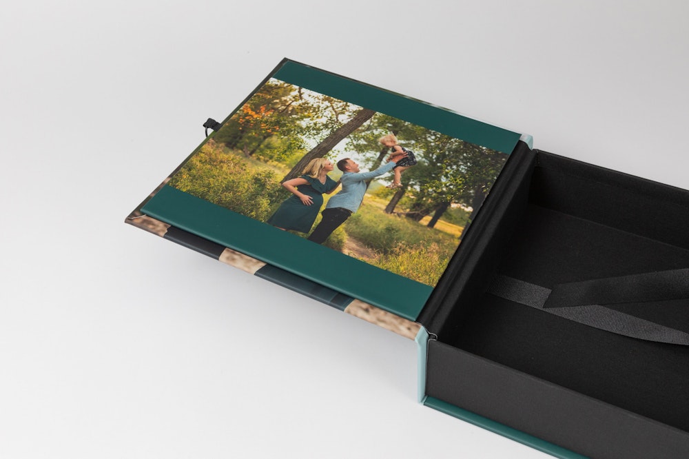 Open Image Box with custom photo panel detail